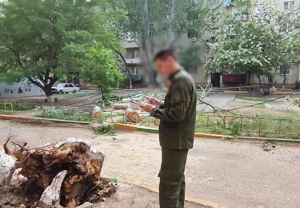 Директора астраханской УК осудили за гибель девочки на детской площадке