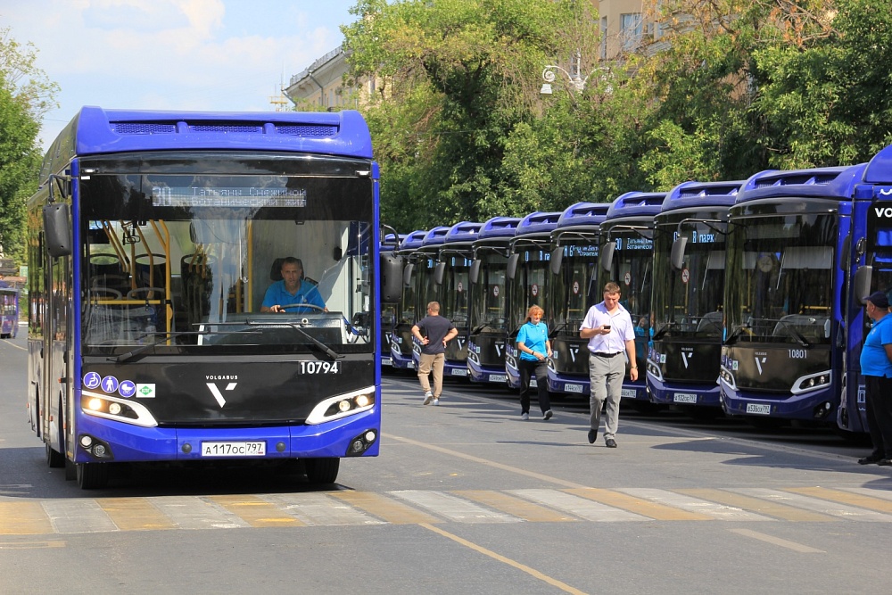 Со 2 сентября в Астрахани по пяти маршрутам начнут ходить автобусы среднего класса